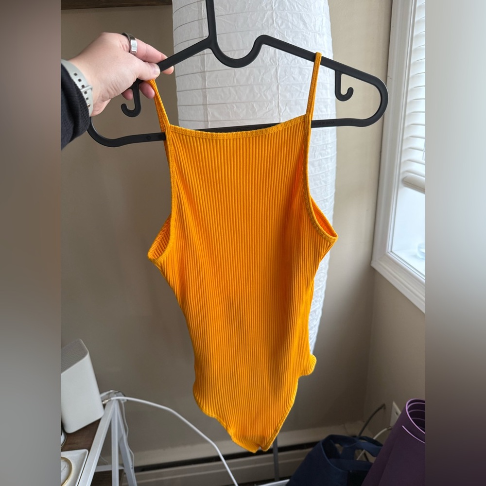 Wilfred Aritzia Ribbed Thong Bodysuit Size Small